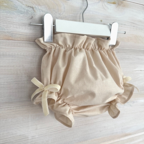 bawełniane bloomersy w jasnym beżu